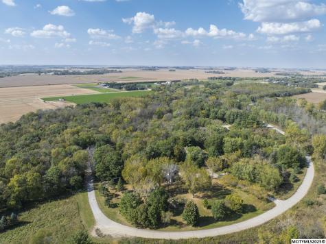 21748 A Owl Avenue Mason City IA 50401