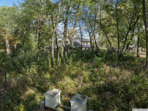 21748 A Owl Avenue Mason City IA 50401