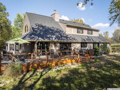 21748 A Owl Avenue Mason City IA 50401