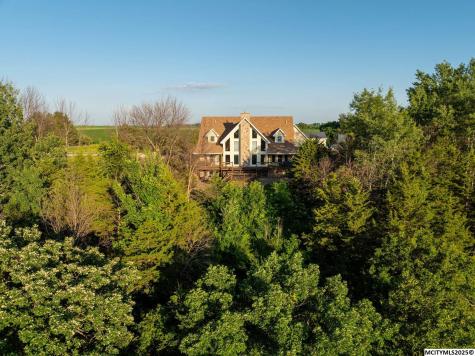 400 S Ellicott Mitchell IA 50461