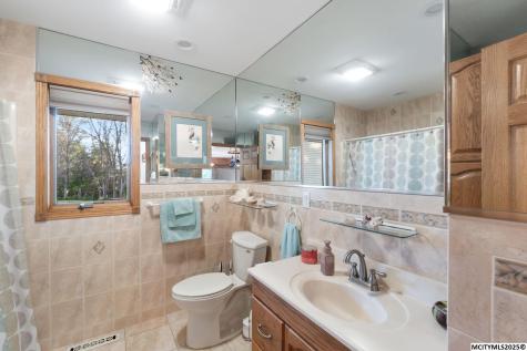 400 S Ellicott Mitchell IA 50461