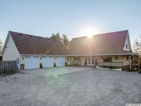 400 S Ellicott Mitchell IA 50461