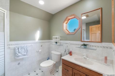 400 S Ellicott Mitchell IA 50461