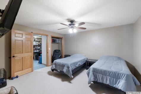 400 S Ellicott Mitchell IA 50461