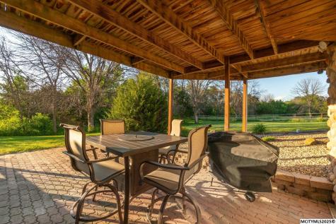 400 S Ellicott Mitchell IA 50461