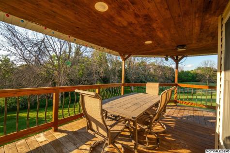 400 S Ellicott Mitchell IA 50461