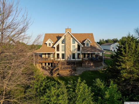 400 S Ellicott Mitchell IA 50461