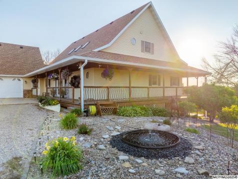 400 S Ellicott Mitchell IA 50461