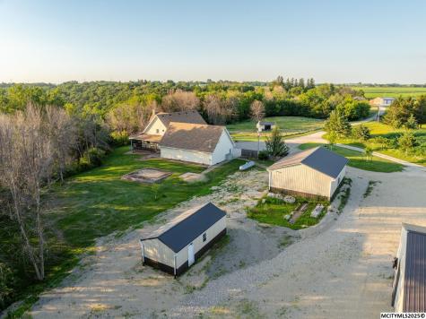 400 S Ellicott Mitchell IA 50461