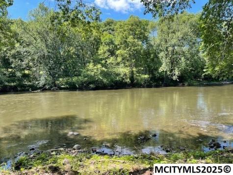 400 S Ellicott Mitchell IA 50461