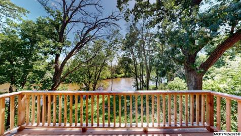 1074 190th Street Rockford IA 50468