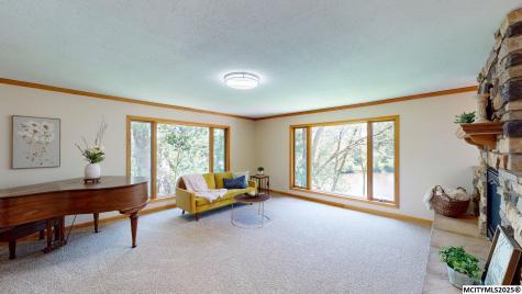 1074 190th Street Rockford IA 50468