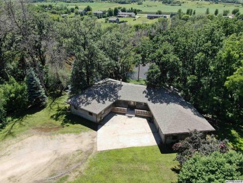 1074 190th Street Rockford IA 50468