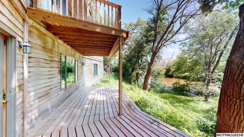 1074 190th Street Rockford IA 50468