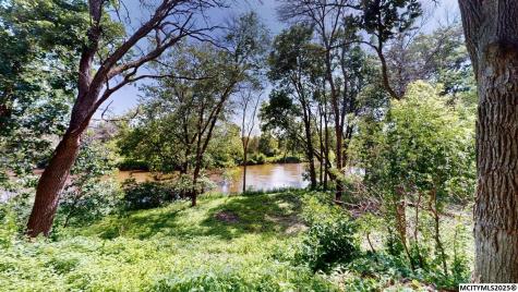 1074 190th Street Rockford IA 50468