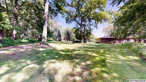 1074 190th Street Rockford IA 50468