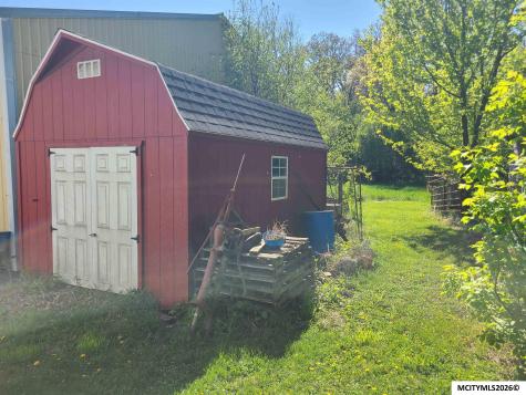 4294 Lilac Avenue Northwood IA 50459