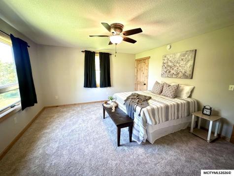 3495 Thrush Avenue Plymouth IA 50464