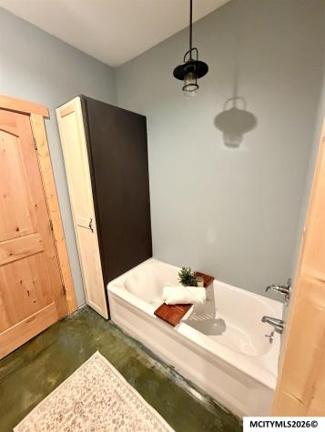 3495 Thrush Avenue Plymouth IA 50464