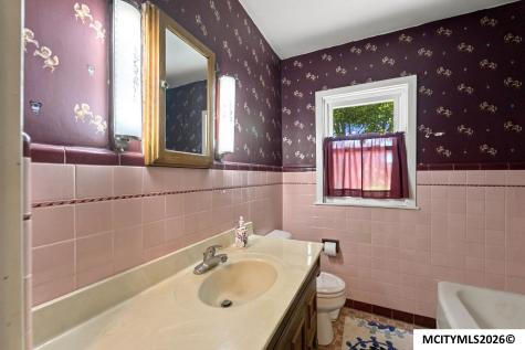 3511 19th SW Mason City IA 50401