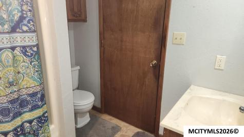 1787 Gilmore Ava New Hampton IA 50659