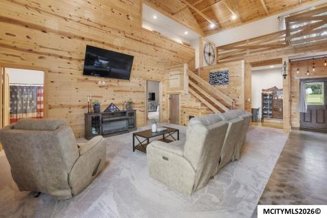 3495 Thrush Avenue Plymouth IA 50464