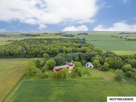3495 Thrush Avenue Plymouth IA 50464