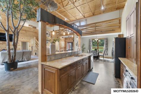 3495 Thrush Avenue Plymouth IA 50464