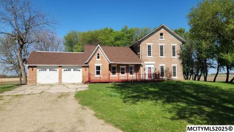 1950 River Road Forest City IA 50436