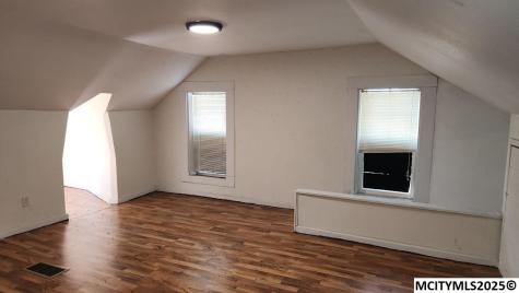 1950 River Road Forest City IA 50436