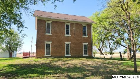 1950 River Road Forest City IA 50436