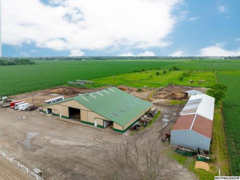 12489 285th Street Mason City IA 50401