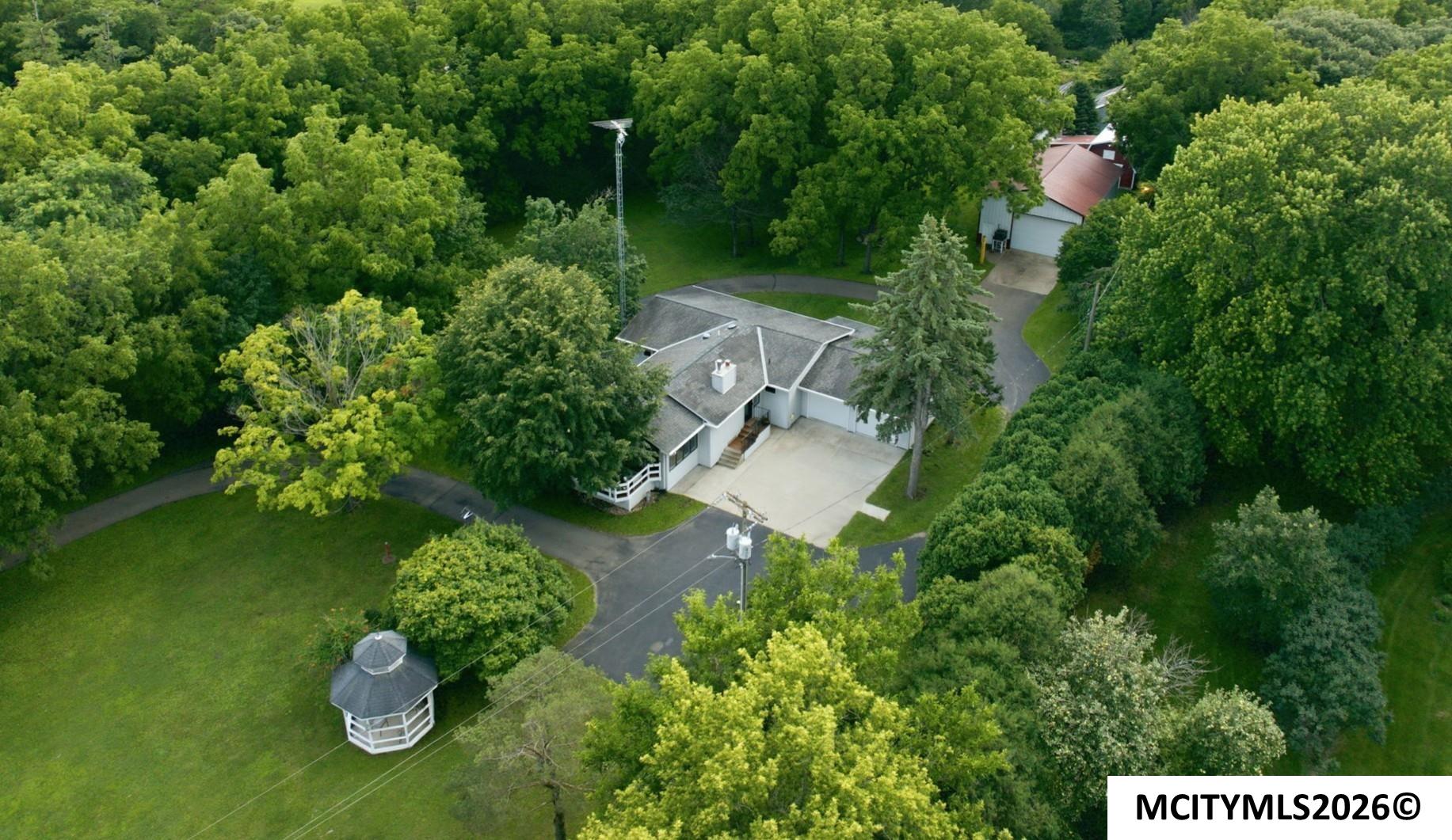 20722 Poplar Avenue Mason City IA 50401