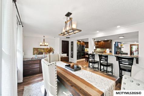 20722 Poplar Avenue Mason City IA 50401