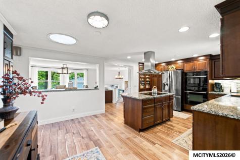 20722 Poplar Avenue Mason City IA 50401