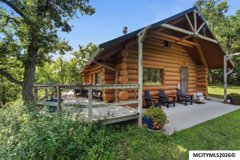 20722 Poplar Avenue Mason City IA 50401