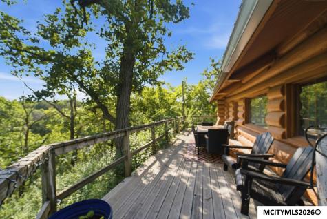 20722 Poplar Avenue Mason City IA 50401