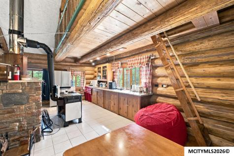 20722 Poplar Avenue Mason City IA 50401