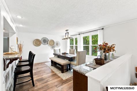 20722 Poplar Avenue Mason City IA 50401