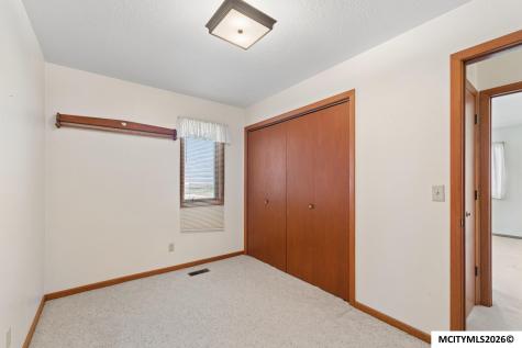 10153 Grouse Avenue Clear Lake IA 50428