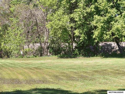 110 N Kentucky Mason City IA 50401