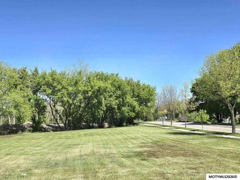 110 N Kentucky Mason City IA 50401