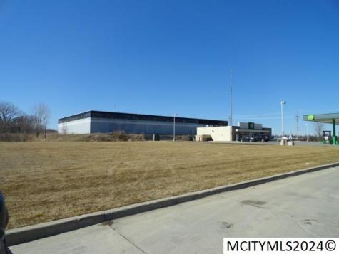 1960 S Federal Mason City IA 50401