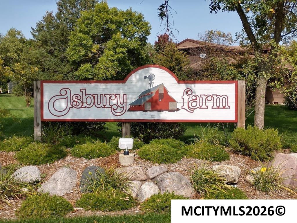 45 Ridge Road Mason City IA 50401