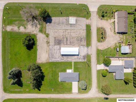 33RD SE Mason City IA 50401