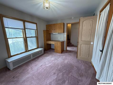 214 1st Street NW Mason City IA 50401
