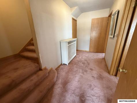 214 1st Street NW Mason City IA 50401