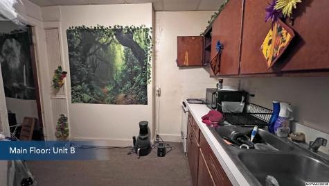 102 S Connecticut Mason City IA 50401