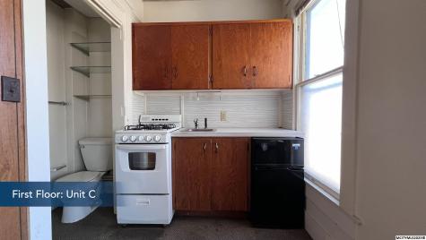 102 S Connecticut Mason City IA 50401