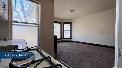 102 S Connecticut Mason City IA 50401